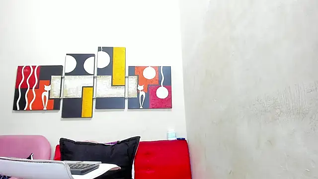 Mariana 16  online show from March 21, 2025, 11:45 pm