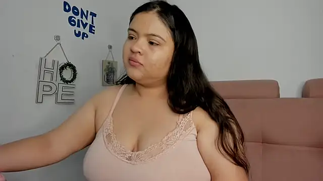 Snapshot of lizzie_c chatting on May 31, 2026, 5:59 am lizzie c online show from May 31, 2026, 5:59 am