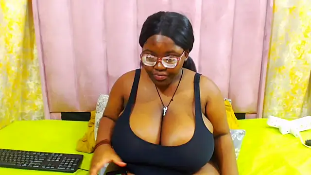 Damm Bobbies online show from May 7, 2026, 6:13 pm
