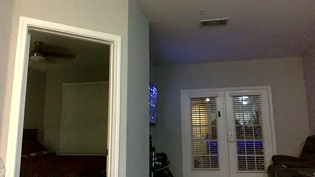 divineperceptions69 online show from November 1, 2025, 12:12 am