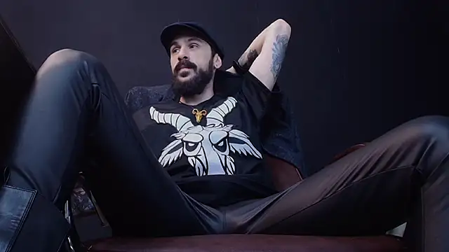 AxelColton online show from February 1, 2025, 6:21 am