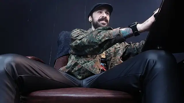 AxelColton online show from February 19, 2025, 6:22 am