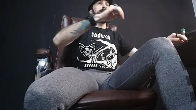 AxelColton online show from March 2, 2025, 5:23 am