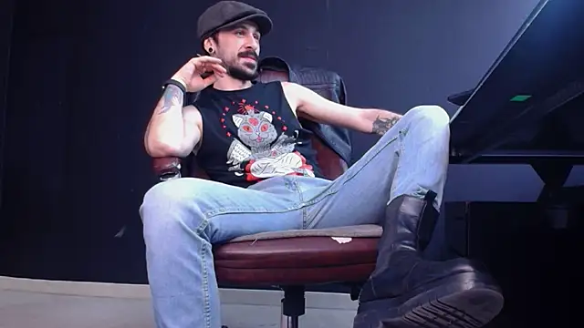 AxelColton online show from October 18, 2025, 10:27 am