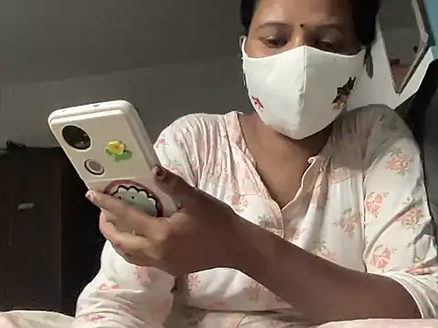 Tamil Sanjana  online show from April 6, 2026, 6:20 pm