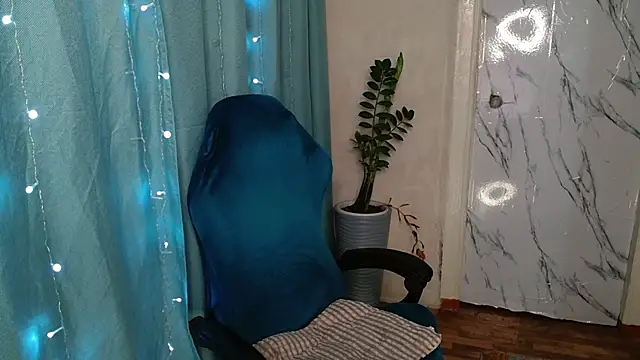 Snapshot of u_mistress_Anna chatting on January 23, 2025, 1:45 pm u mistress Anna online show from January 23, 2025, 1:45 pm