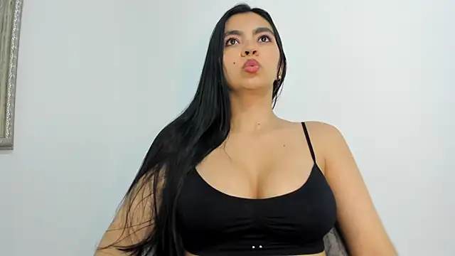 Snapshot of nathyy_garcia chatting on October 29, 2025, 3:20 am nathyy garcia online show from October 29, 2025, 3:20 am