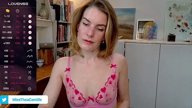 MissTheaCamille online show from February 25, 2025, 10:18 pm