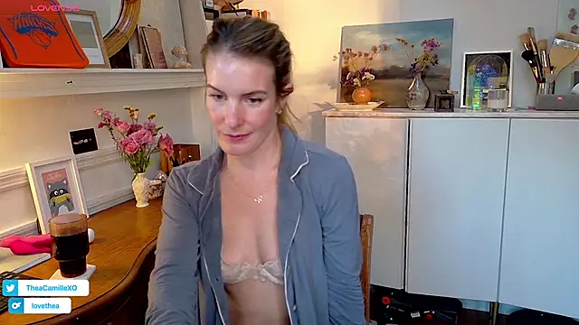 MissTheaCamille online show from November 2, 2025, 9:28 pm