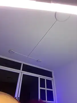 loladupont online show from April 15, 2026, 2:51 am