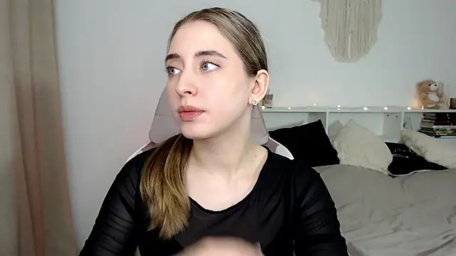 0h mandy online show from January 30, 2025, 1:53 pm