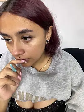 michell boobs  online show from February 17, 2025, 1:21 pm