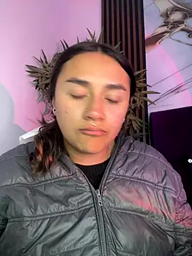 michell boobs  online show from December 3, 2025, 12:36 pm