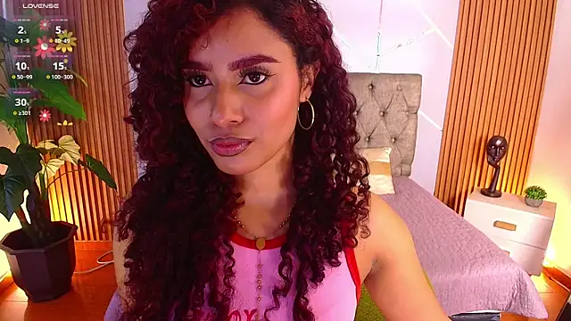 charlottee white online show from March 2, 2026, 8:04 pm