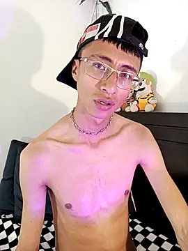 codysmith online show from March 2, 2025, 4:07 am