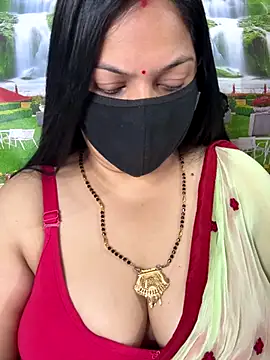 FlatVincy4 online show from October 30, 2025, 3:19 am