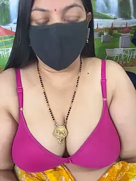 FlatVincy4 online show from November 18, 2025, 3:56 am