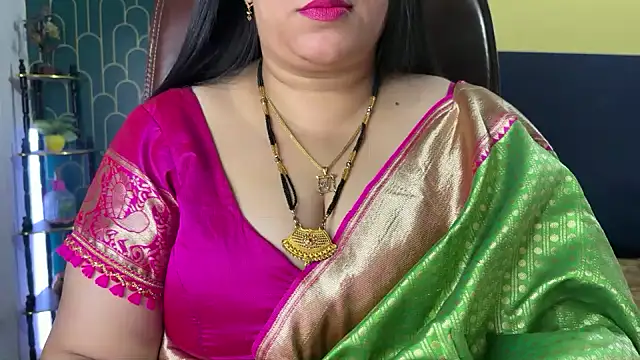 FlatVincy4 online show from February 7, 2026, 4:16 am