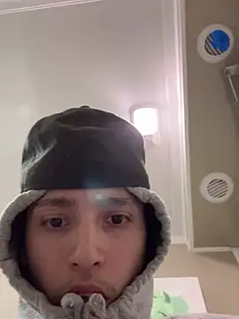 qbaby96 online show from March 12, 2025, 10:16 am