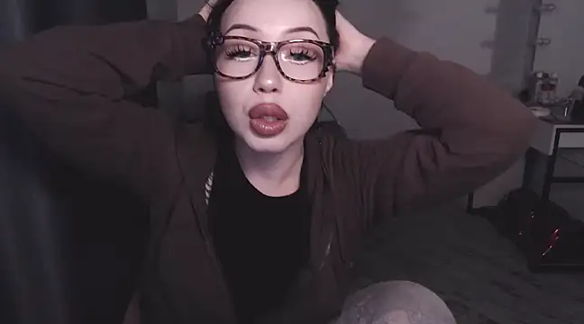 Snapshot of MoranaMissGod chatting on January 6, 2025, 1:08 pm MoranaMissGod online show from January 6, 2025, 1:08 pm