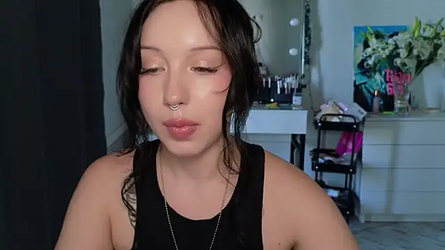 Snapshot of MoranaMissGod chatting on May 22, 2026, 12:44 pm MoranaMissGod online show from May 22, 2026, 12:44 pm