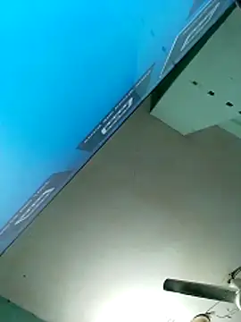 Snapshot of GildanK18 chatting on February 27, 2026, 2:11 am GildanK18 online show from February 27, 2026, 2:11 am