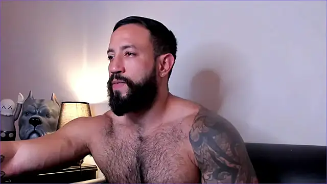 BradLeon  online show from December 13, 2025, 8:36 pm