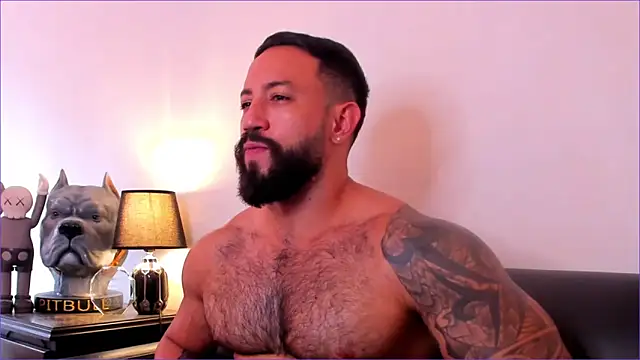 BradLeon  online show from December 21, 2025, 2:13 pm