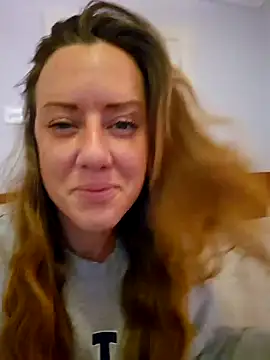 Snapshot of carakenny chatting on October 25, 2025, 6:46 pm carakenny online show from October 25, 2025, 6:46 pm