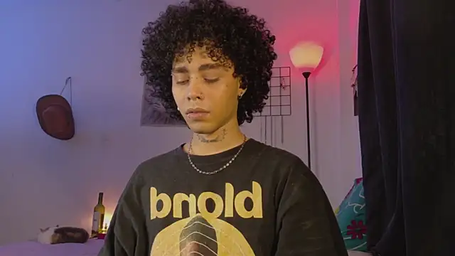 seven7xis online show from March 6, 2026, 3:47 am