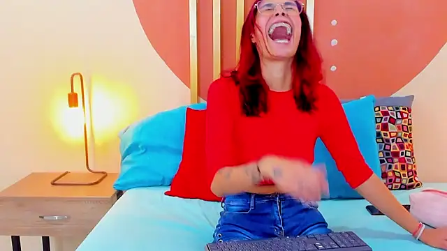 Nicole Angels  online show from December 28, 2024, 1:49 pm