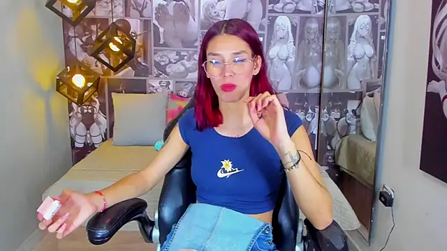 Nicole Angels  online show from January 9, 2025, 2:07 pm