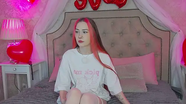 SashaMeow online show from February 10, 2026, 4:33 pm