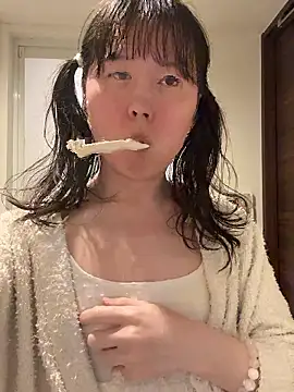 catianya online show from February 13, 2026, 2:51 am