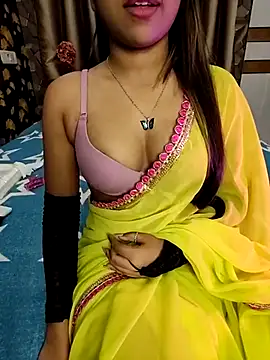 Little  Lia online show from March 12, 2025, 3:40 pm