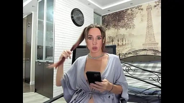 One of the girls online show from September 27, 2025, 5:29 pm