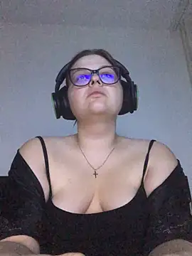 Charlotte Ros online show from October 31, 2025, 9:16 pm