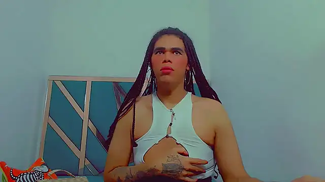 Snapshot of fox_naughty_violet chatting on November 10, 2025, 7:13 pm fox naughty violet online show from November 10, 2025, 7:13 pm