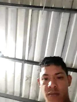 Snapshot of crazysex095 chatting on December 30, 2024, 12:54 am crazysex095 online show from December 30, 2024, 12:54 am