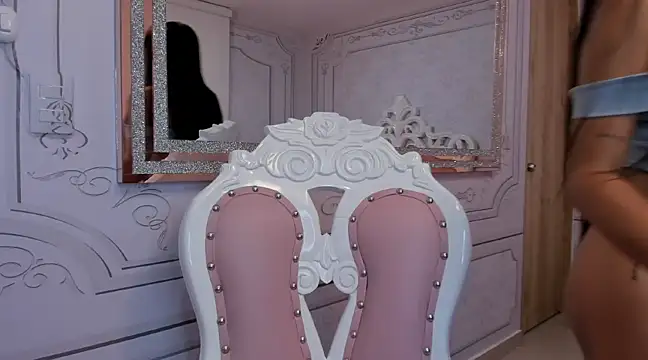 Snapshot of Daphne_Fox_ chatting on March 8, 2025, 3:06 am Daphne Fox online show from March 8, 2025, 3:06 am