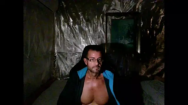 Snapshot of Marieettee chatting on December 29, 2024, 9:50 am Marieettee online show from December 29, 2024, 9:50 am