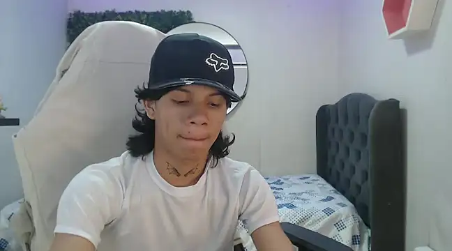 andy dan18 online show from January 30, 2025, 4:34 pm