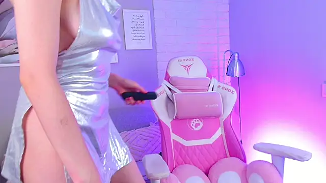 NellieLoyns online show from February 23, 2025, 11:25 pm