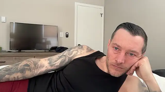 moon-boy online show from February 11, 2025, 5:29 pm