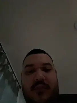 El Titan1998 online show from March 14, 2025, 1:35 pm