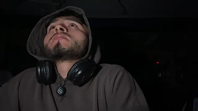 Beboteejoel online show from September 28, 2025, 2:17 am