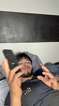 Beboteejoel online show from November 22, 2025, 4:06 pm