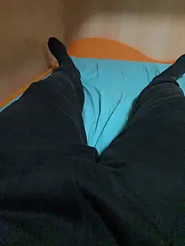 Snapshot of Dvddd chatting on February 8, 2026, 5:05 pm Dvddd online show from February 8, 2026, 5:05 pm