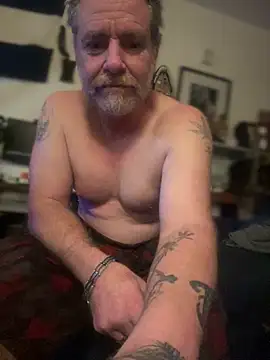 Snapshot of Jefloves68 chatting on October 16, 2025, 10:16 am Jefloves68 online show from October 16, 2025, 10:16 am