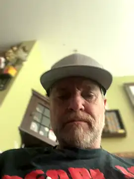 Snapshot of Jefloves68 chatting on October 26, 2025, 5:08 pm Jefloves68 online show from October 26, 2025, 5:08 pm